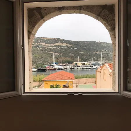 Le Dimore Di Marina * بوسا