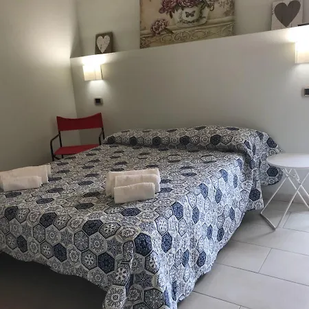 Le Dimore Di Marina بيت للعطل بوسا
